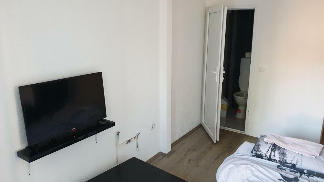 Majestic Rooms&Apartments Prilep Extérieur photo