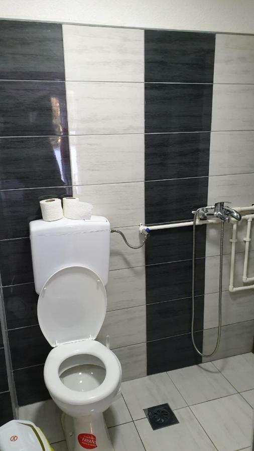 Majestic Rooms&Apartments Prilep Extérieur photo